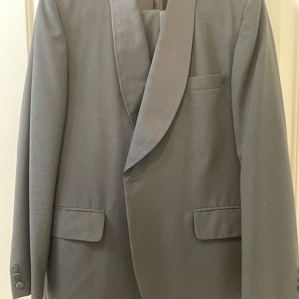 Black Tuxedo from "Stow On the Wold "